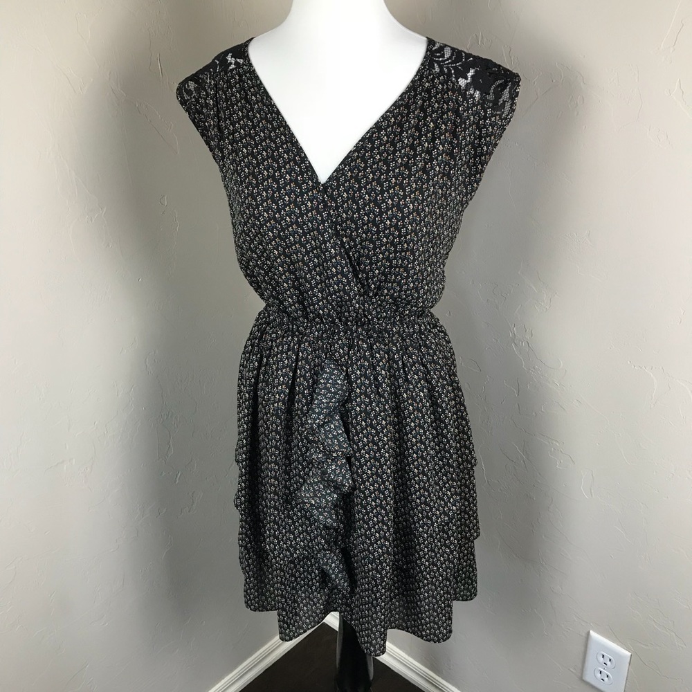 Miss Me Floral Print Lace and Ruffle Dress Size Small